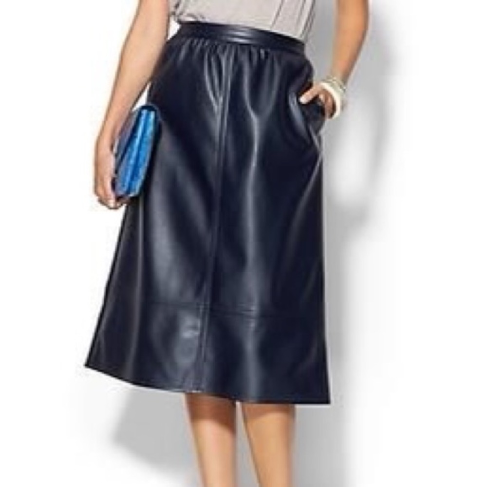 Piperlime faux leather navy skirt sz M